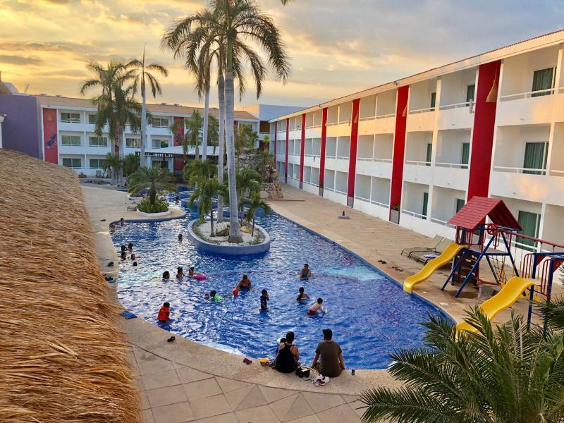 מלון La Isla Huatulco מראה חיצוני תמונה